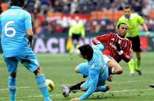ASCOLTI SATELLITE DI DOMENICA 5 FEBBRAIO 2012: LA SERIE A VOLA ALL’11.75% CON PIU’ DI 2.500.000 SPETTATORI. MILAN-NAPOLI E’ IL PIU’ VISTO (825.000)
