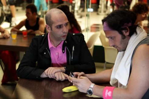 ASCOLTI TV DI MARTEDI 28 FEBBRAIO 2012: PIU’ DI 6 MLN PER IL FILM CON CHECCO ZALONE (22.23%). LA PROF DI RAI1 SOTTO IL 20%, BALLARO’ AL 15.36%