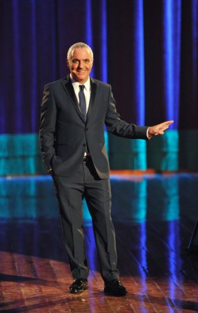 DATEMI UN VARIETA’ E SOLLEVERO’ GLI ASCOLTI