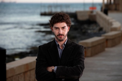 ASCOLTI TV DI GIOVEDI 22 MARZO 2012: IL GIOVANE MONTALBANO STRAVINCE CON 6.7MLN (25.11%). L’ISOLA STABILE A 3.5MLN (16.13%), LE IENE RISALGONO AL 14.58%. CENTOVETRINE AL 12%