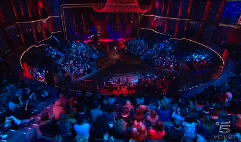 PANARIELLO NON ESISTE, I VINCITORI DEL BIGLIETTO SU TWITTER MANDATI VIA DA CINECITTA’: “CI SIAMO DIMENTICATI DI VOI. NON C’E’ POSTO”