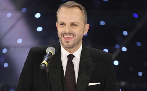 AMICI 11: OSPITI MIGUEL BOSE’, CANNAVARO, GERINI E I SOLITI IDIOTI. DOMANI 2 ELIMINAZIONI DEFINITIVE PER I BIG