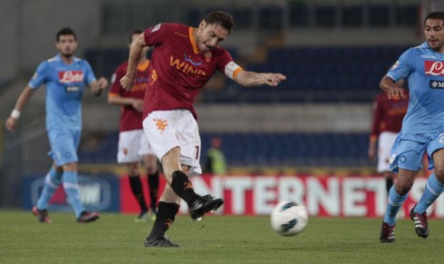 ASCOLTI SATELLITE DI SABATO 28 APRILE 2012: MOLTO BENE ROMA-NAPOLI SOPRA IL 5% (1,3MLN) E I SIMPSON AD ORA DI PRANZO CON 300.000 SPETTATORI