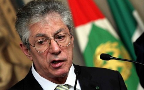 BOSSI SI E’ DIMESSO: SPECIALE TG4 – TGCOM24 IN ONDA QUESTA SERA