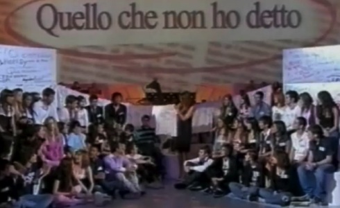 PARLANO LORO CON PAOLA PEREGO POTREBBE TORNARE. PERCHE’ NON RIPROPORLO AL POSTO DELL’ITALIA SUL 2?