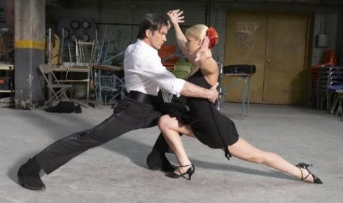 IL TELECOMANDO, LA GUIDA TV DI DM: 3 APRILE 2012. SU RAI 1 RAGAZZE IN WEB, SECONDO FILM DEL CICLO TV MAI PER AMORE