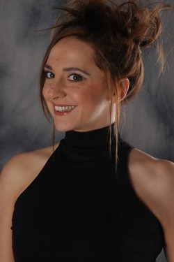 QUESTO PAZZO PAZZO MATRIMONIO: DEBUTTA IL CANDID SHOW CON LE VOCI FUORI CAMPO DI DEBORA VILLA E PUCCI