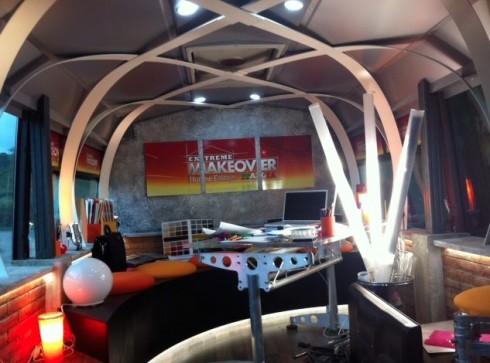 EXTREME MAKEOVER HOME EDITION IN ONDA A GIUGNO IN DAYTIME SU CANALE 5. IN ESCLUSIVA ECCO IL BUS DELL’EDIZIONE ITALIANA