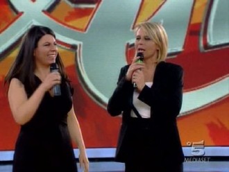 AMICI 11: GERRY SCOTTI E GEPPI CUCCIARI OSPITI DELLA SESTA PUNTATA