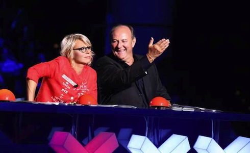 CANALE 5, AUTUNNO 2012: TORNA C’E’ POSTA PER TE. RIMANDATO LO SHOW DEI RECORD