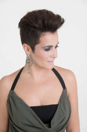 ROBERTA CAPUA: MISS ITALIA NON IN COSTUME? ALLORA CHIUDIAMOLO PER SEMPRE. MI PIACEREBBE SPERIMENTARE SUL DIGITALE