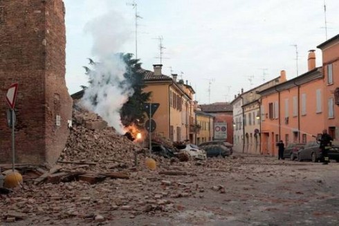 ASCOLTI SATELLITE DI DOMENICA 20 MAGGIO 2012: CON L’ATTENTATO DI BRINDISI E IL TERREMOTO IN EMILIA, SKY TG24 OTTIENE 4.7MLN DI CONTATTI