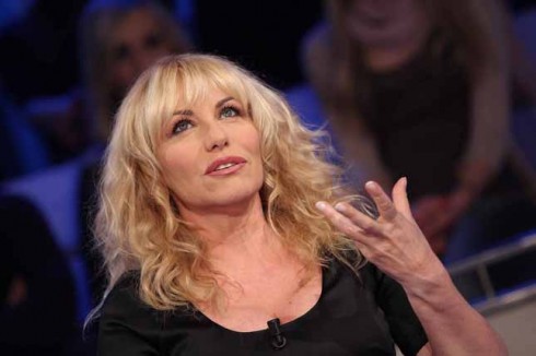 AMICI 11 vs E’ STATO SOLO UN FLIRT?, TERZO ROUND: CHI SALE E CHI SCENDE?