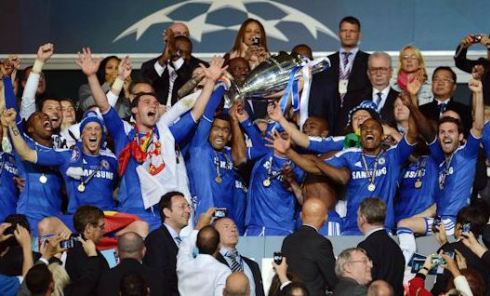 ASCOLTI TV DI SABATO 19 MAGGIO 2012: IN 6,1 MLN (26.01%) PER IL TRIONFO DEL CHELSEA, LA FINALE DI AMICI AL 22.96%
