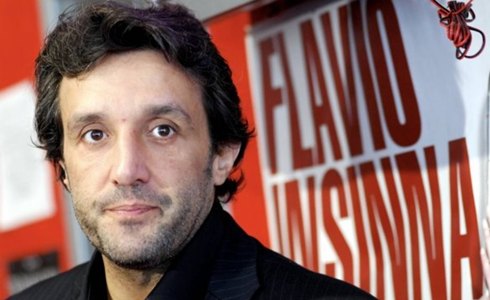FLAVIO INSINNA RADDOPPIA: OLTRE AL BRACCIO E LA MENTE, IN ARRIVO LA MINISERIE CENTO GIORNI DI FELICITA’