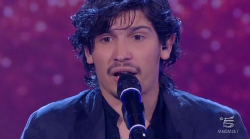 AMICI 11: IL MIRACOLO FIRMATO ANTONINO E ANNALISA. FUORI PIERDAVIDE