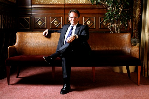 ALESSANDRO CECCHI PAONE A DM: RAPPRESENTAZIONE DELL’OMOSSESSUALE RIDICOLIZZANTE E RIDICOLIZZATA IN ALCUNI PROGRAMMI RAI. MEDIASET MOLTO EQUILIBRATA.