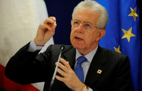 NOMINE RAI, SANTORO E FRECCERO CRITICANO MONTI: “HA IN TESTA UNA BANCA, SCELTI DUE ALIENI”. IL PREMIER REPLICA