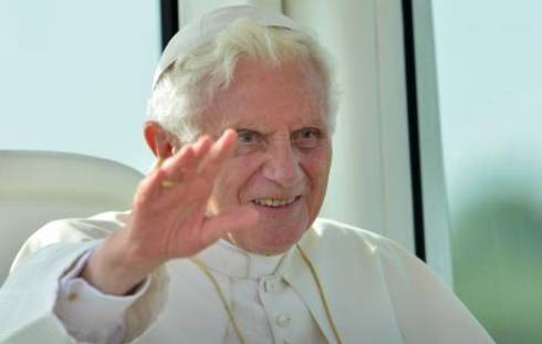 ASCOLTI TV DI SABATO 2 GIUGNO 2012: IN 3 MLN PER IL ONE WORLD FAMILY LOVE (15.16%), NOTTING HILL AL 13.61%. LA FESTA DELLA REPUBBLICA AL 33.45%