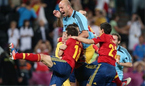 ASCOLTI TV DI MERCOLEDI 27 GIUGNO 2012: PORTOGALLO-SPAGNA SFONDA IL MURO DEI 9MLN SU RAI1 (38.43%). CHI L’HA VISTO (9.9%) MEGLIO DI BRIDGET JONES (7.74%)