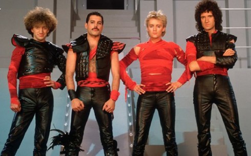 ASCOLTI SATELLITE DI LUNEDI 25 GIUGNO 2012: GREY’S ANATOMY RACCOGLIE 543.000 SPETTATORI. BENE LO SPECIALE DI HISTORY SUI QUEEN