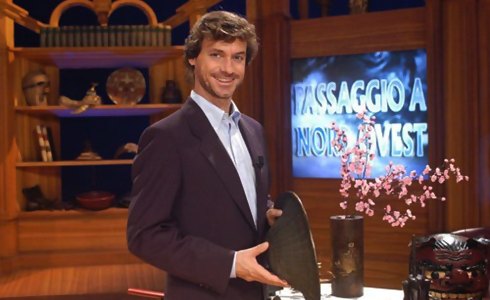 PASSAGGIO A NORD OVEST: DA QUESTA SERA SU RAI1 UN INEDITO VIAGGIO IN GIRO PER IL MONDO CON ALBERTO ANGELA