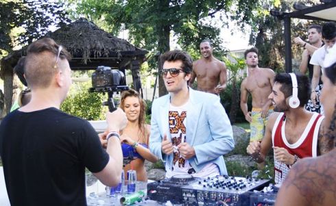 FEEL THE SUMMER: ECCO IL LINK PER ACQUISTARE IL SINGOLO PRO TERREMOTATI DI FRANSK8 E FACCHINETTI