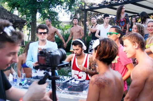 FEEL THE SUMMER: IL SINGOLO DI FRANSK8 (E FACCHINETTI) PER I TERREMOTATI DELL’EMILIA