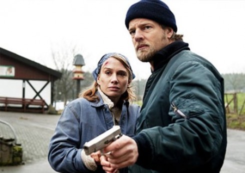 ASCOLTI TV DI MARTEDI 17 LUGLIO 2012: LAST COP VINCE COL MINIMO (14.54% – 15.14%). DISASTRO QUINTA COLONNA (1,3MLN – 7.47%). LA RUOTA AL 7%