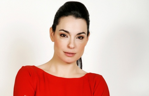 NATASCHA LUSENTI A DM: “CONDURRE IN ONDA ESTATE E’ UNA SFIDA, NEL PROGRAMMA MANCAVA UNA DONNA. MICHELE SANTORO? UN SEVERO TALENT SCOUT”