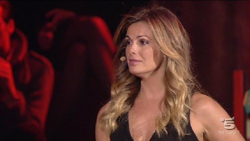 VANESSA INCONTRADA, IN ATTESA DEL RITORNO AGLI SHOW, PUNTA SULLA FICTION