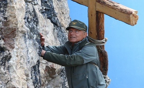 ASCOLTI TV DI DOMENICA 22 LUGLIO 2012: UN PASSO DAL CIELO (19.27%) BATTE GIU’ AL NORD (13%). FORMULA1 AL 46%. TECHETECHETE’ (18.34%) ANCORA MEGLIO DI VELINE (14.66%). IL MARESCIALLO ROCCA 5 IN PRESERALE SU RAIPREMIUM AL 2.53%.