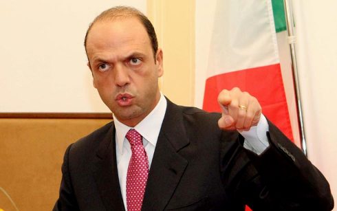 QUINTA COLONNA: ANGELINO ALFANO E LA VIOLENZA SULLE DONNE AL CENTRO DELLA PUNTATA DI STASERA
