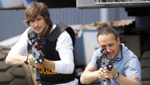 ASCOLTI TV DI MERCOLEDI 11 LUGLIO 2012: SQUADRA SPECIALE COBRA 11 (2,4 MLN – 12.61%) SUPERA PORTA A PORTA (12.39%) E IL FILM SHARK SWARM (11.96%)