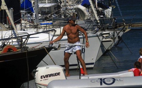 ALESSIO VINCI SVACCANZA A CEFALU’ E…