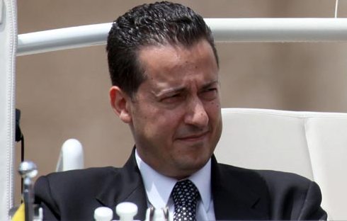 GLI INTOCCABILI, PAOLO GABRIELE CONFESSA: “IL CORVO IN TV ERO IO”