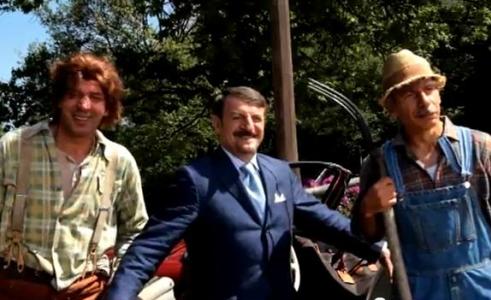 IL MINISTRO CONTRO LO SPOT DI ALDO GIOVANNI E GIACOMO: “MI FA GIRARE LE SCATOLE”