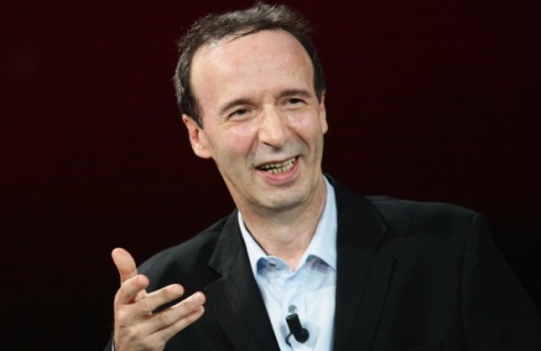 ROBERTO BENIGNI TORNA IN RAI? ALLO STUDIO UNA SERATA EVENTO E 12 SECONDE SERATE