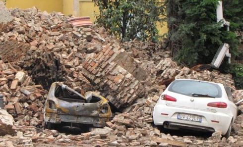 EMILIA: CRONACA DI UN TERREMOTO – DMAX RIPERCORRE GLI EVENTI SUCCESSIVI ALLA TRAGEDIA