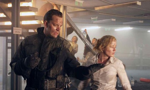 ASCOLTI TV DI LUNEDI 27 AGOSTO 2012: INFERNO SU BERLINO VINCE CON UN MISERO 13.02% (2,7 MLN). QUINTA COLONNA RIPARTE DAL 7.31%, MENTANA SFIORA IL 6% CON BERSAGLIO MOBILE. GILETTI IN AFGHANISTAN AL 5.92%