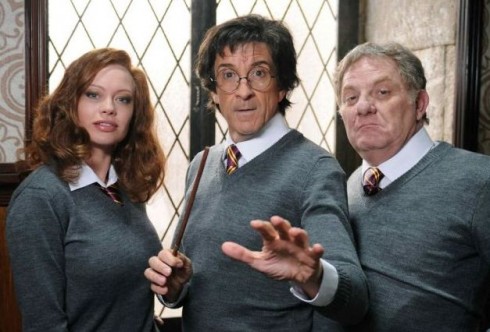 ASCOLTI SATELLITE DI MERCOLEDI 12 SETTEMBRE 2012: IL FILM DI EZIO GREGGIO ‘BOX OFFICE 3D’ E’ IL PROGRAMMA PIU’ VISTO CON 287.000 SPETTATORI