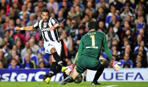 ASCOLTI TV DI MERCOLEDI 19 SETTEMBRE 2012: VINCE CHELSEA-JUVENTUS (6MLN – 21.17%). PER TUTTA LA VITA (2,6MLN – 10.4%) TALLONATO DA CHI L’HA VISTO (10.17%) E DAL FILM DI RETE4 (9.6%)