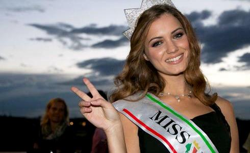 GIUSY BUSCEMI, MISS ITALIA 2012, SCELTA PER ‘IL RAGIONIERE DELLA MAFIA’