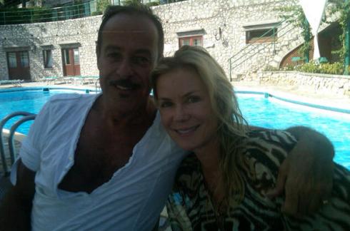 BEAUTIFUL: KATHERINE KELLY LANG (BROOKE) SI RILASSA A CAPRI CON MASSIMO LOPEZ!
