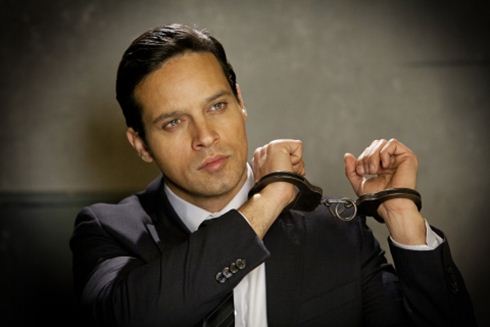 CANALE 5 ‘SCHIACCIA’ RAI 1? LEONE PUNGE: HANNO SPARATO TUTTE LE CARTUCCE, PRESTO NE PAGHERANNO LE CONSEGUENZE