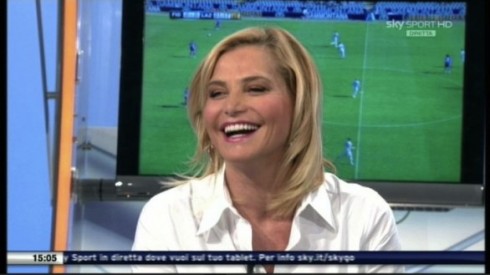 SOPPRESSO SKY IN CAMPO. CAMPO LIBERO A SIMONA VENTURA SU CIELO