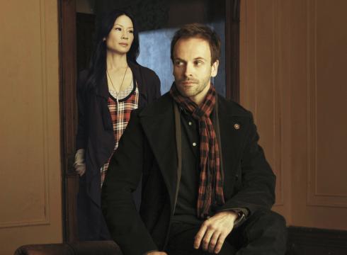 ELEMENTARY: IL NUOVO TRIBUTO A SHERLOCK HOLMES HA UN WATSON IN GONNELLA
