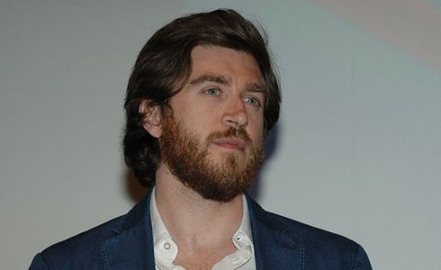 LA FARFALLA GRANATA: GIGI MERONI RIVIVE IN TV CON IL VOLTO DI ALESSANDRO ROJA