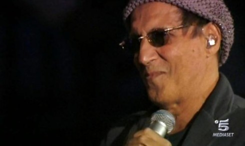 ASCOLTI TV DI LUNEDI 8 OTTOBRE 2012: ROCK ECONOMY DA RECORD PER CANALE5 (8,91 MLN – 31.83%). LA FERILLI TIENE AL 16.4%, LA VITA IN DIRETTA AL 26.2%