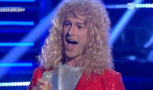 LA SFIDA DEL VENERDI’ SERA: I CESARONI PARLANO SICILIANO, MIETTA DIVENTA J.LO.